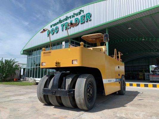 รถบด KAWASAKI รุ่น K20II สภาพสวย เครื่อง Isuzu 6BG1