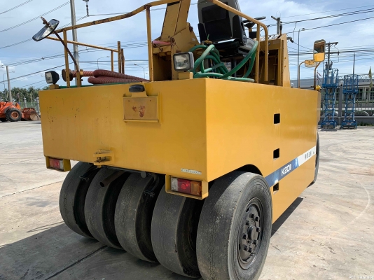 รถบด KAWASAKI รุ่น K20II สภาพสวย เครื่อง Isuzu 6BG1