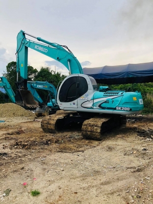 ขาย!! >>> Kobelco Sk200mark5 พร้อมใช้งาน ไฟฟ้าครบๆ <<< เบอร์ติดต่อ 098-7155789 086-4631102