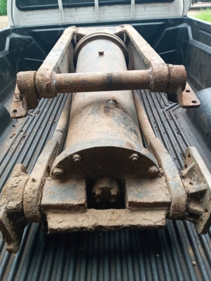 ชุดกระบอกดั้ม 10 ล้อ 12000บาท พร้อมใช้งาน