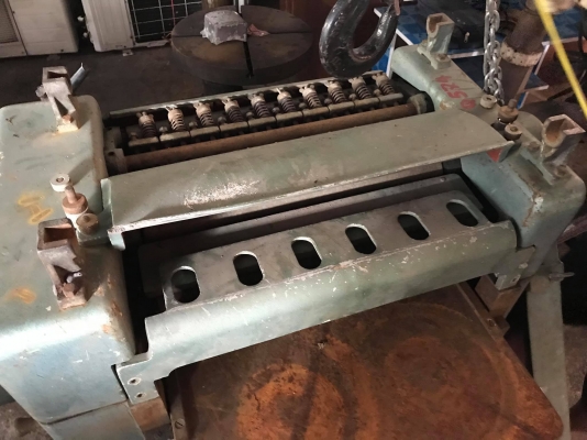 เครื่องรีดไม้ญี่ปุ่น