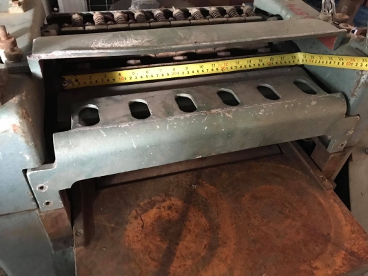 เครื่องรีดไม้ญี่ปุ่น