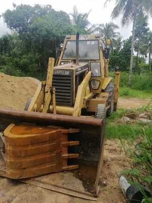 ขายรถตักหน้า-ขุดหลัง CAT 428 B