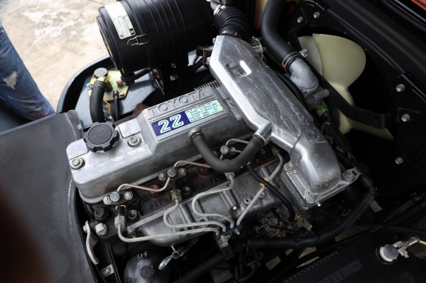 Toyota 6FD30 ขนาด3ตัน เสาสูง3.5เมตร งาเท ดีเซล นำเข้าจากญี่ปุ่น