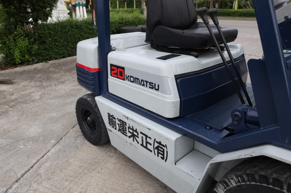 Komatsu FG20-11 ยก2ตัน เสาสูง4เมตร เบนซิน นำเข้าจากญี่ปุ่น Komatsu FG20-11 ยก2ตัน เสาสูง4เมตร เบนซิน นำเข้าจากญี่ปุ่น