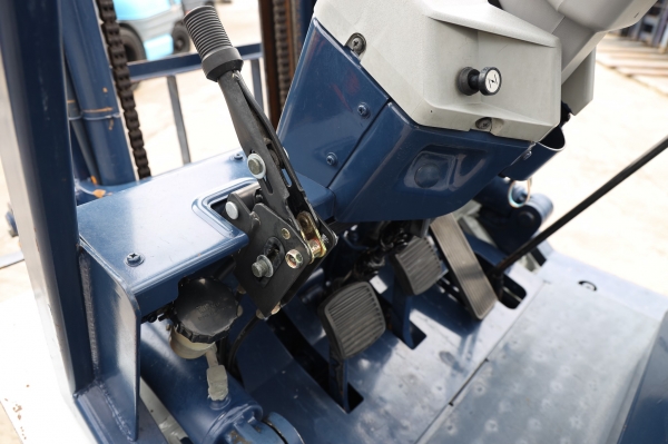 Komatsu FG20-11 ยก2ตัน เสาสูง4เมตร เบนซิน นำเข้าจากญี่ปุ่น