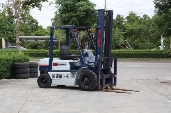 Komatsu FG20-11 ยก2ตัน เสาสูง4เมตร เบนซิน นำเข้าจากญี่ปุ่น