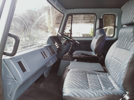 ขายหัวเก๋ง อีซุซู ร็อคกี้ ( นางฟ้า ) มีคันเกียร์-สายเกียร์ เท้าเหยียบจิฟฟี่ กันชนหน้าครบ