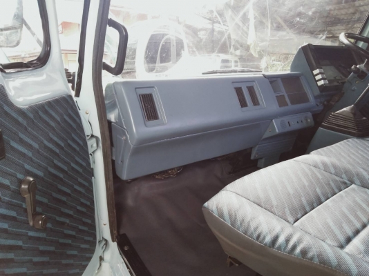 ขายหัวเก๋ง อีซุซู ร็อคกี้ ( นางฟ้า ) มีคันเกียร์-สายเกียร์ เท้าเหยียบจิฟฟี่ กันชนหน้าครบ