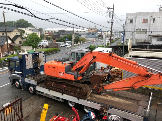 ขายรถขุดนำเข้าจากญี่ปุ่น HITACHI ZX120-1 สภาพสวยมาก ระบบดีเยี่ยมชั่วโมงการทำงานน้อย สนใจสอบถามได้ที่