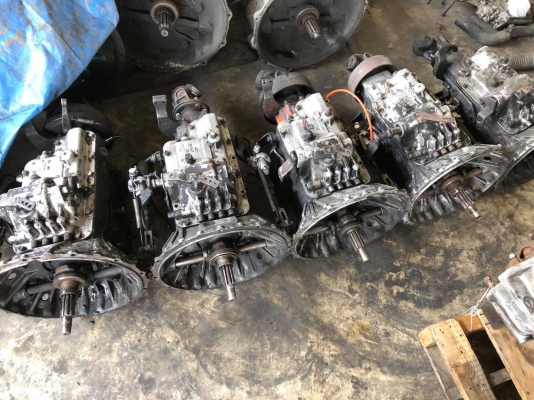 ขายเกียร์ Isuzu Rocky เสื้อลาย 7เกียร์ถอย