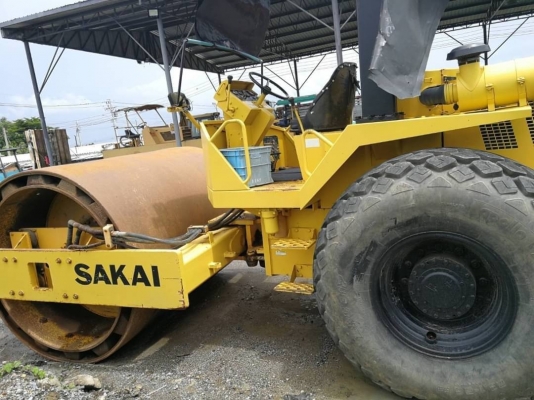 ขาย 1,080,000 รถบด 10 ตัน 2 เพลา SAKAI SV500TF