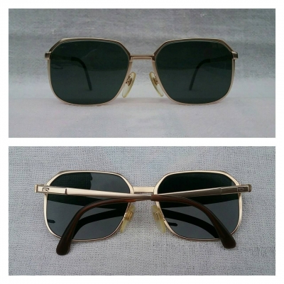 แว่นตาเทพเจ้าของชาวเยอรมันทศวรรษที่ 1990's  'โรเดนสต็อค ไททาเนียม'  เลนส์กระจกคริสตัล 'สีเขียวควันไฟ - สว่าง' บานพับสปริง 'โรดาเฟล็กซ์'  Authentic RODENSTOCK handmade in Germany