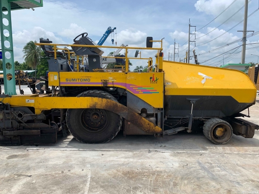 รถปูยาง SUMITOMO HA60W-2 ใช้งาน 3 พันชั่วโมง มีใบสับ เตา 6 เมตรสวย ๆ ครับ
