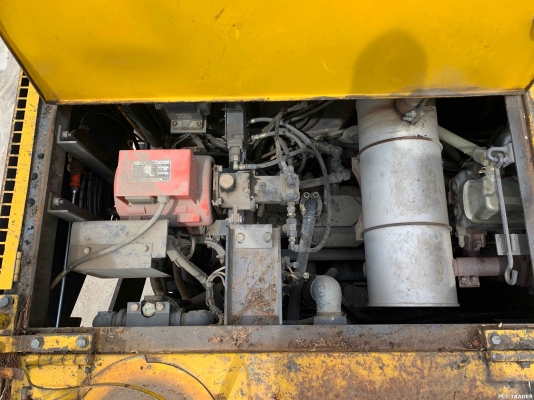 รถปูยาง SUMITOMO HA60W-2 ใช้งาน 3 พันชั่วโมง มีใบสับ เตา 6 เมตรสวย ๆ ครับ