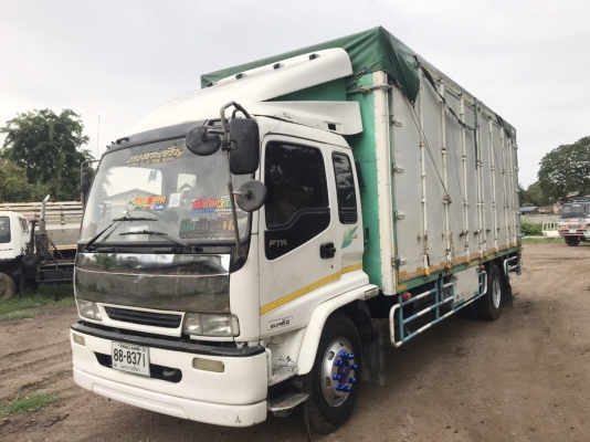 ขายรถบรรทุก 6 ล้ออีซูเดก้า FTR33M เครื่อง 6 HH1- 195แรง รถปี 2545 ห้างแท้ ขายรถบรรทุก 6 ล้ออีซูเดก้า FTR33M เครื่อง 6 HH1- 195แรง รถปี 2545 ห้างแท้