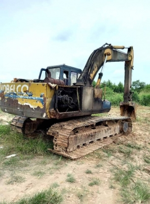 รถแบคโฮ KOBELCO SK200 M2