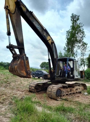 รถแบคโฮ KOBELCO SK200 M2