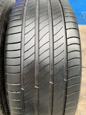 ล้อแม็ก Toyota Alphard Vellfire ขอบ 18 พร้อมยาง 235-50-18 Michelin ปี 18 สภาพดี
