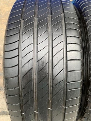 ล้อแม็ก Toyota Alphard Vellfire ขอบ 18 พร้อมยาง 235-50-18 Michelin ปี 18 สภาพดี