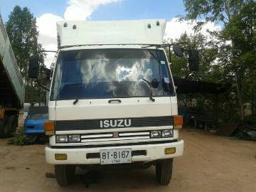 ขายรถบรรทุก 6 ล้อROCK175 ยาว6 เมตรกว้าง2.24เมตร F หน้า,หลัง ต่อรองได้