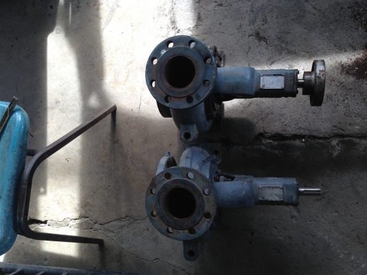 ขายหัวปั้มน้ำ EBARA สภาพสวย ขนาดเข้่า 4 นิ้ว ออก 3 นิ้ว ใบพัดทองเหลือง มี 2 ตัวครับ