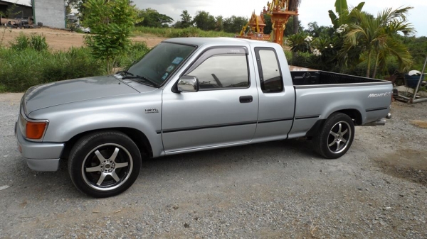 ขายรถ TOYOTA ไมตี้เอ็ก รถบ้าน ป้ายแดง  มือเดียวสวยๆ