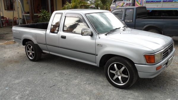 ขายรถ TOYOTA ไมตี้เอ็ก รถบ้าน ป้ายแดง  มือเดียวสวยๆ