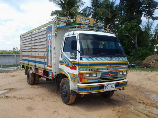 ขายhino  รถนอกแท้ หกล้อดั้มเกษตร สภาพสวย