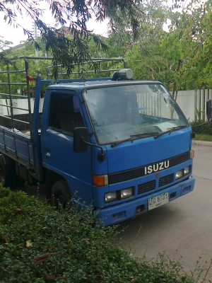 ขายถูก 6 ล้อ อีซูซุ NHR สภาพสวยพร้อมใช้งาน