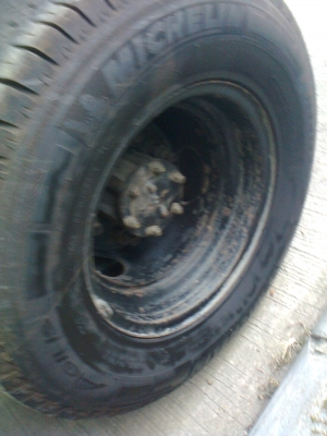 ขายถูก 6 ล้อ อีซูซุ NHR สภาพสวยพร้อมใช้งาน