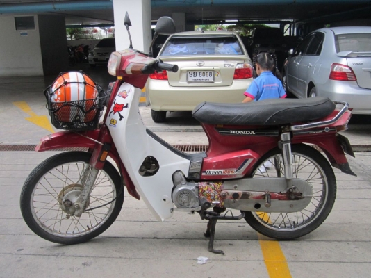 Honda Dream100(คุรุ)&rdquo;สตาร์ทมือ&rdquo;เดิมสุดๆไม่เคยทำสี เครื่องแจ่มวิ่งโคตรดี เล่มชุดโอนครบ ด่วนเลยครับ กทม.