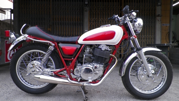 ขายSR400 อินวอย+สรรพสารมิต รถอยู่โคราชครับ