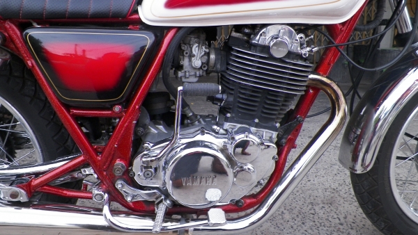 ขายSR400 อินวอย+สรรพสารมิต รถอยู่โคราชครับ