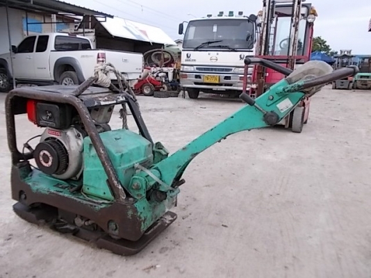 รหัส:13001193เครื่องตบดินสั่นสะเทือน ครื่องดีเซลYANMARสตาจกุญแจได้330kg.ขนาด6.7ps.ประหยัดน้ำมัน เคลื่อนที่ง่าย