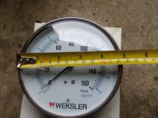 เกจหน้าปัดบอกแรงดันใช้ได้กับทุกจุดที่ต้องการทราบแรงดัน เช่นถังลม ท่อต่างๆ