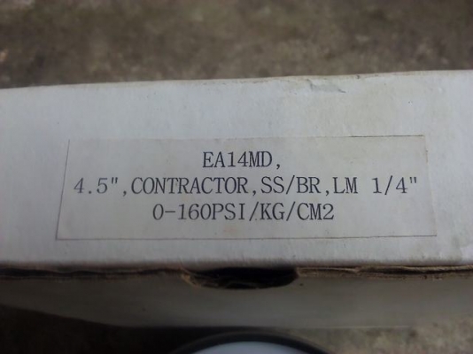 เกจหน้าปัดบอกแรงดันใช้ได้กับทุกจุดที่ต้องการทราบแรงดัน เช่นถังลม ท่อต่างๆ