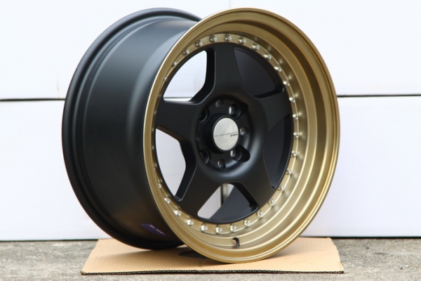 ล้อใหม่ขอบ15"Work cr01 4รู100 กว้าง8 ออฟ25 สีดำขอบทอง