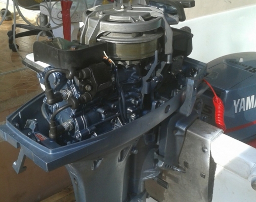 ขายเครื่องเรือYamaha 9.9Hp ท่อนยาว ขายเครื่องเรือYamaha 9.9Hp ท่อนยาว