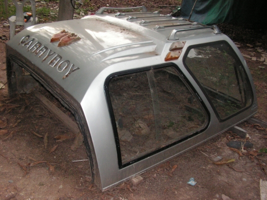 หลังคาเเครี่บอยทรงเลยเก๋งอีซุซุเเค็ปTFR