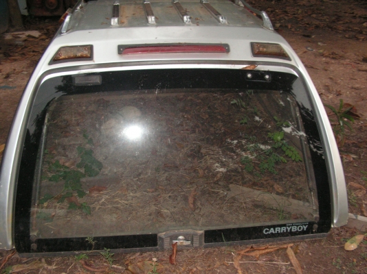 หลังคาเเครี่บอยทรงเลยเก๋งอีซุซุเเค็ปTFR