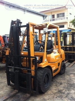 ขายรถ โฟล์คลิฟท์ TOYOTA รุ่น 7-FD30