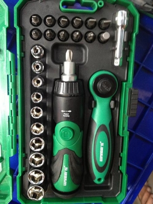 ชุดไขควง+บ๊อค  wynn's  อเนกประสงค์