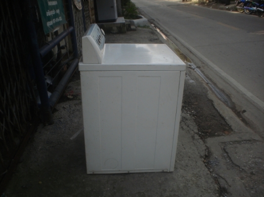 มัดจำแล้วมารับวันพุธนี้เครื่องอบผ้าHOOVERไฟไม่เข้าขอปล่อยตามสภาพดูแล้วไม่เคยเปิดซ่อม