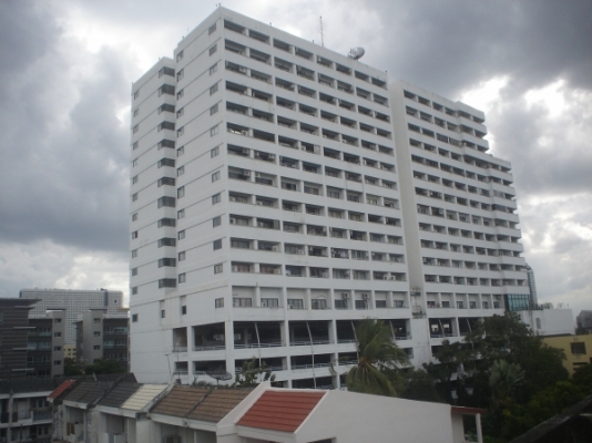 ขายด่วนตึกแถว 4 ชั้น รวมชั้นลอยเป็น 5 ชั้นข้างเมเจอร์รัชโยธิน ราคาคอนโด