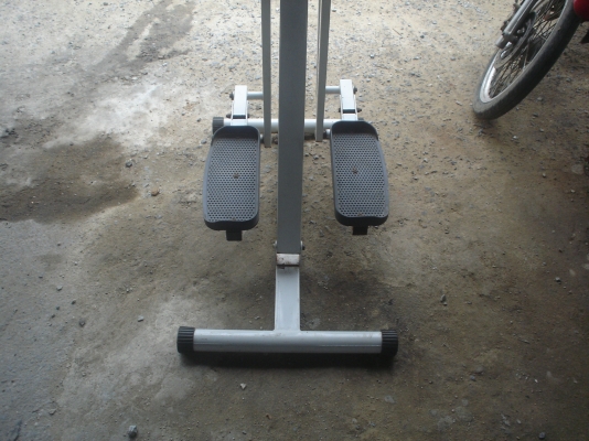 ประหยัดๆๆ  เครื่องออกกำลังกาย  สภาพดีเล่นได้ทั้งครอบครัว