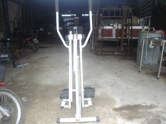 ประหยัดๆๆ  เครื่องออกกำลังกาย  สภาพดีเล่นได้ทั้งครอบครัว