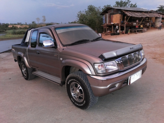 ขายรถ ไทเกอร์  2.5  4x4 แคปสวยๆใหม่ทั้งภายในภายนอก