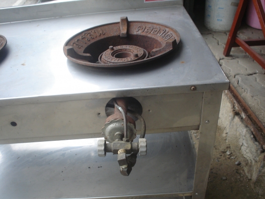 เตาแก็ส 2 หัว  ใช้น้อยมาก  แบบหัวเร่ง  แสตนเลสแท้  ตามรูป