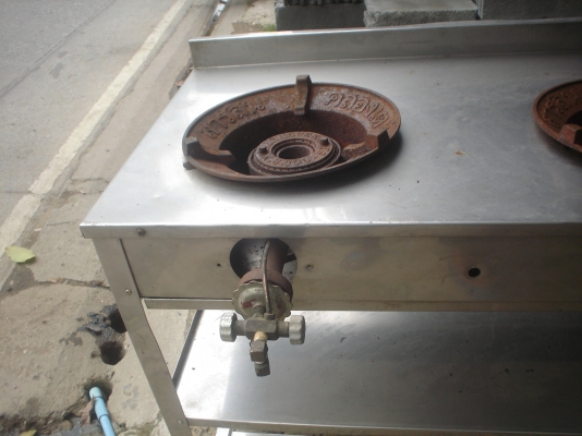 เตาแก็ส 2 หัว  ใช้น้อยมาก  แบบหัวเร่ง  แสตนเลสแท้  ตามรูป